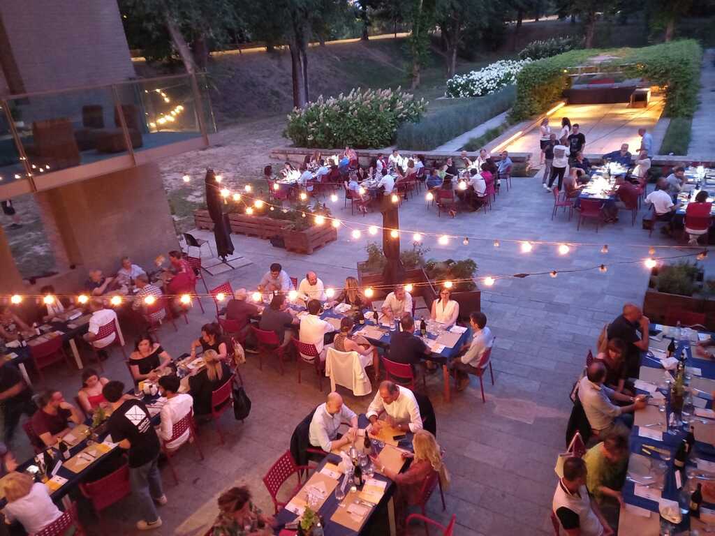 La Grande Cena 2023 è a Reggio Emilia, Parma e Piacenza